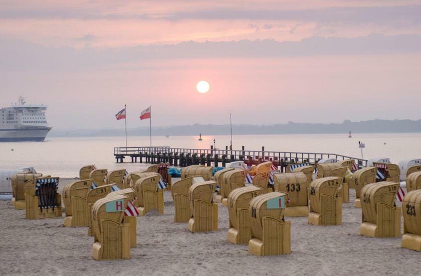 Seaside Mit Ostseeblick Lübeck Exterior foto